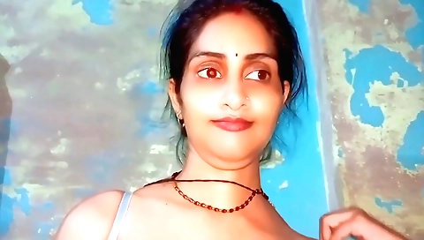 Indian teen with a great ass gets pounded from behind