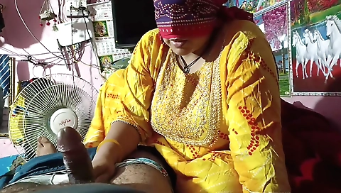 Indian busty milf gets her pussy rammed by stepbrother-in-law