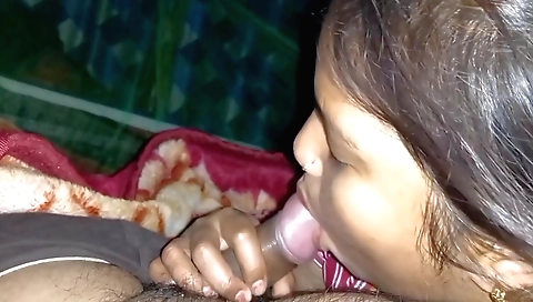 Indian brunette fucks her stepparent in a sexy video