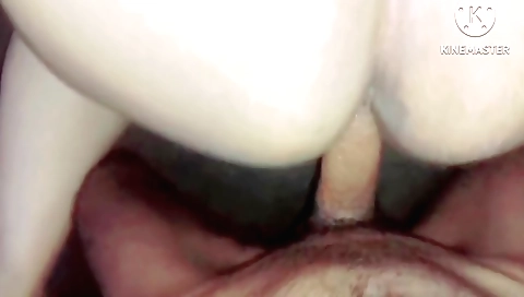 Indian babe with a bra on is showing off a sexy body