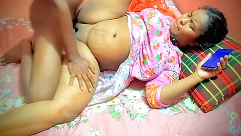 Indian amateur brunette sucks her boyfriend's dick