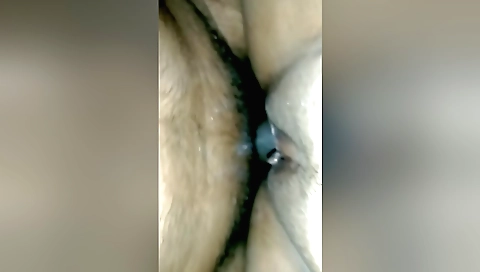 Indian babe in amateur video fucked in the bedroom