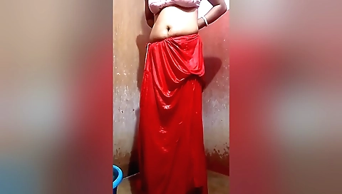 Amateur hairy pussy girl in the bathroom cleaning toilet