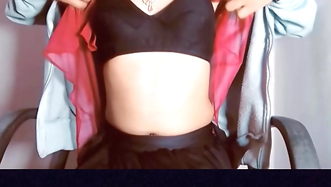 Indian teen with red lingerie shows her saggy tits