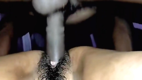 Amateur hairy chick with natural hairy bush gets her cunt licked