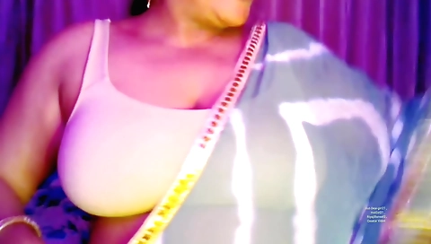 Busty indian slut gets her pussy wet by a neighbor