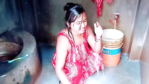 Hindi brunette gets fucked by a guy in the kitchen