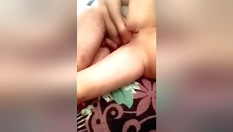 Webcam sex video with a beautiful teen girl and a dude