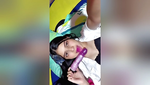 Sexy amateur brunette show off her big tits and pussy