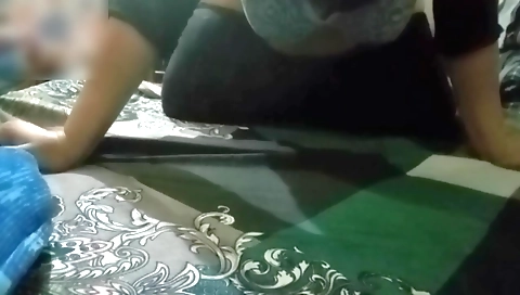 Sexy lady with small boobs fucked and rubbed on webcam