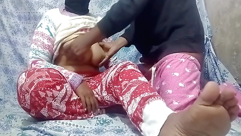 Blonde webcam video with a hot brunette and vibrator