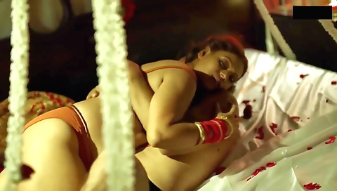 Hindi teen takes off her dress in front of the man