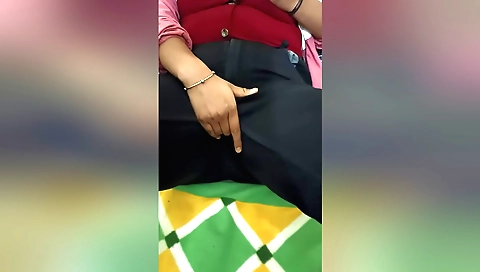 Stunning indian amateur brunette in amateur porn video