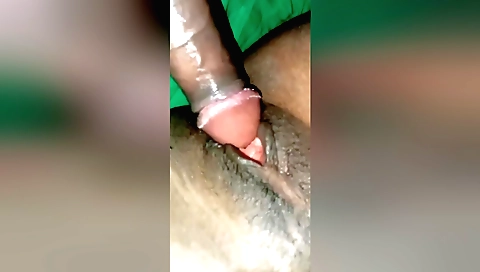 Amateurs homemade bedroom sex with a cute brunette