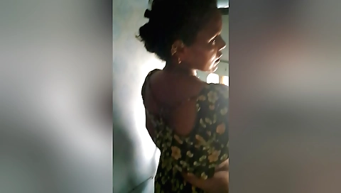 Indian girl fucks in bed and receives warm cum in mouth