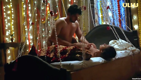 Hot brunette with round ass and a small titties gets her body hot