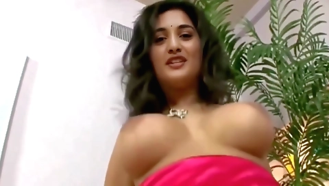 Indian pornstar with big tits is getting cummed on