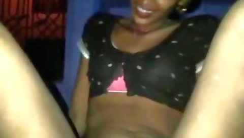 Indian girl is getting a passionate ride on her boyfriend