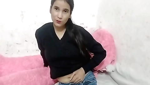 Indian girl in leather shorts shows how to use dildo