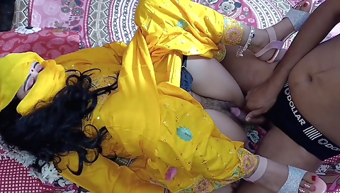 Indian babe talks with her friend in hindi and shows her hairy pussy