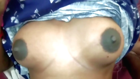 Indian brunette cunt fucked and cumshots on the camera