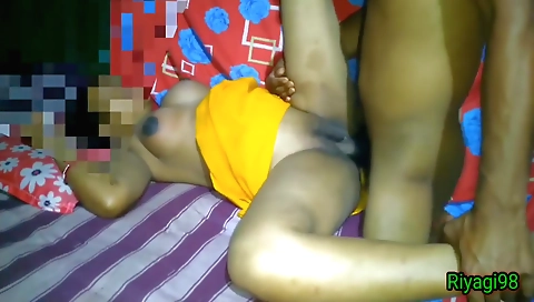 Indian bhabhi is humped in her head by a guy in her head