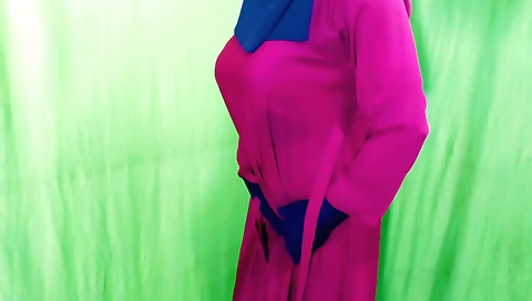 Indian slut with hole in her cunt is fucking her landlord