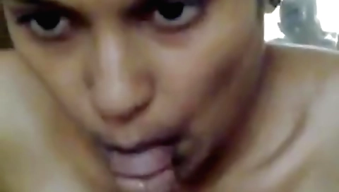 Indian girlfriend has hairy pussy and she wants to get it fucked