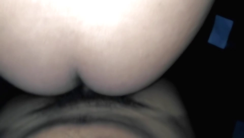 Amateur porn girl is getting a creampie in a real view