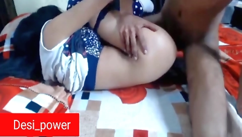 Sexy Indian teen fucked in homemade amateur porn clip