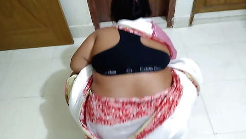 Buxom brunette stepsister gets her ass fucked with a dildo