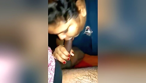 Indian chubby hooted at her boyfriend's webcam video