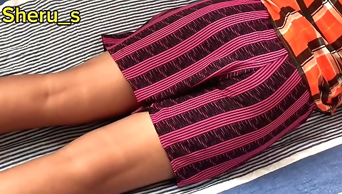 Indian amateur teen porn video showing indian bigass