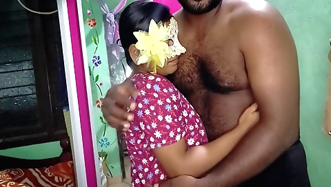 Blonde milf with natural breasts 18+ with a nice ass and 34b