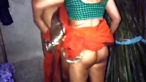 Amateur blonde girl and her lover in amateur sex clip