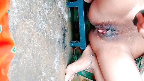 Indian girl pissing in a shower in amateur porn video