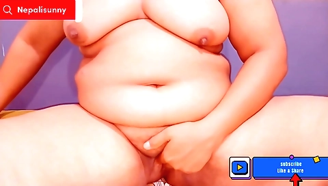 Chubby brunette gets fucked in the ass in the homemade video