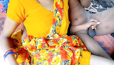 Indian teen 18+ girl fucked by her stepbrother in the jungle