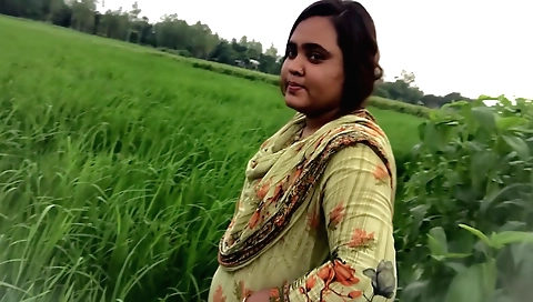 Outdoor sex with a big tits older and younger stepsister