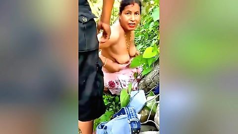 Indian milf caught fucking outdoors 2007 amateur video