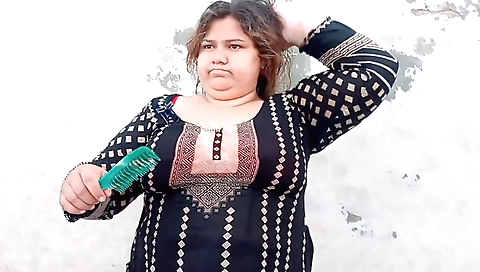 Naked housewife shows off her body in sexy clothes 04z