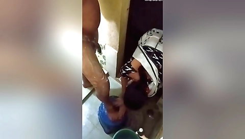 Amateur handjob with hot brunette babe with perfect body