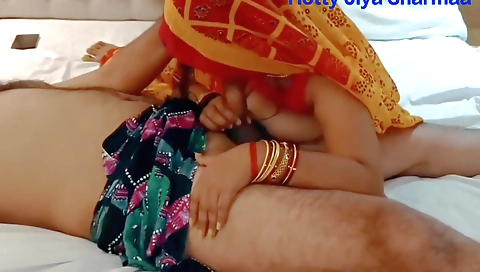 Indian brunette shows her big tits in her amateur video