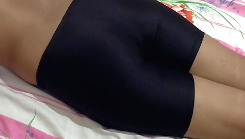 Indian amateur 18+ anal sex video with a big booty