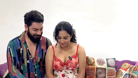 Indian hottie with round ass is fucked on the sofa