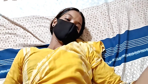 Indian woman with big natural tits gets penetrated